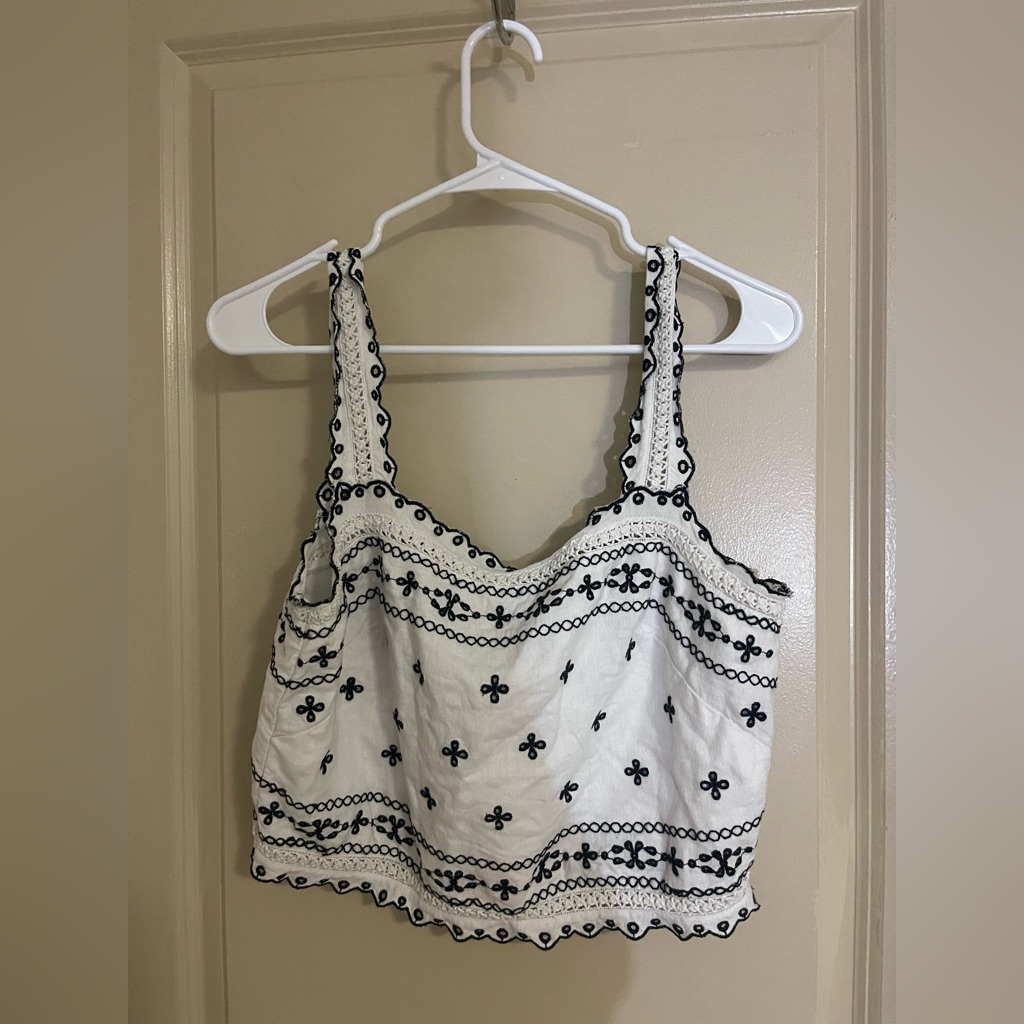 Abercrombie & Fitch Black And White Embellished Crop Tank Top